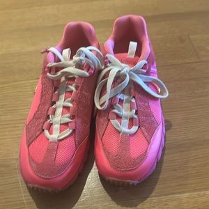 Nike Jaquemus collaboration air humara sneakers pink